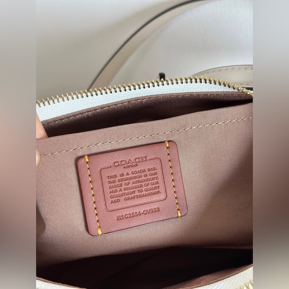 NWT coach Teri Shoulder Bag In Signature Canvas - Picture 8 of 9